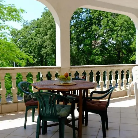 Ruzic Apartment Njivice